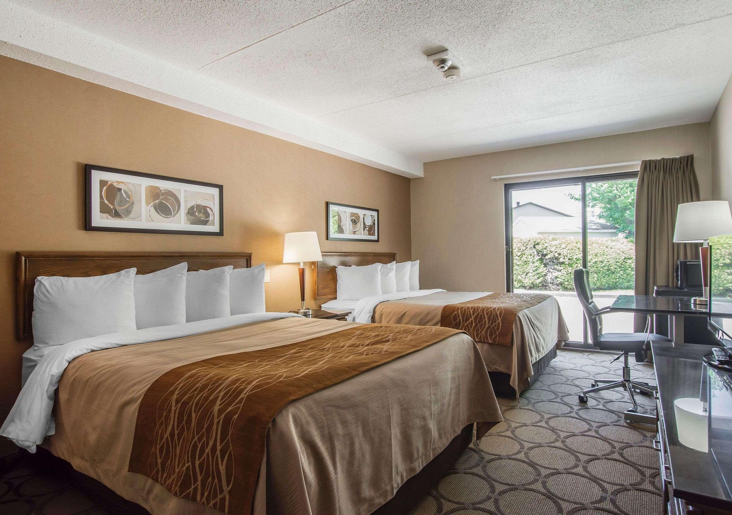 Comfort Inn Sherbrooke Exteriör bild