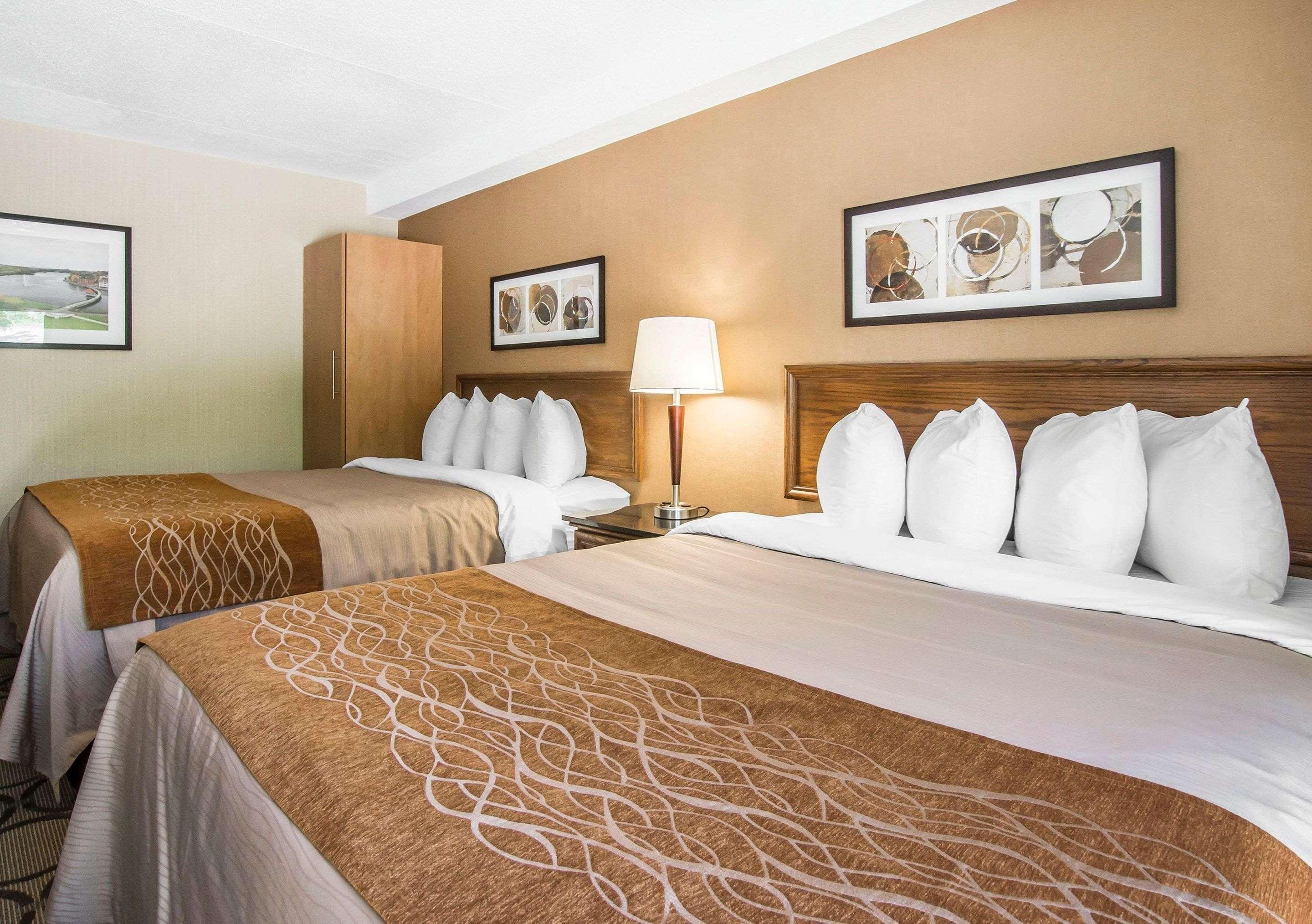 Comfort Inn Sherbrooke Exteriör bild