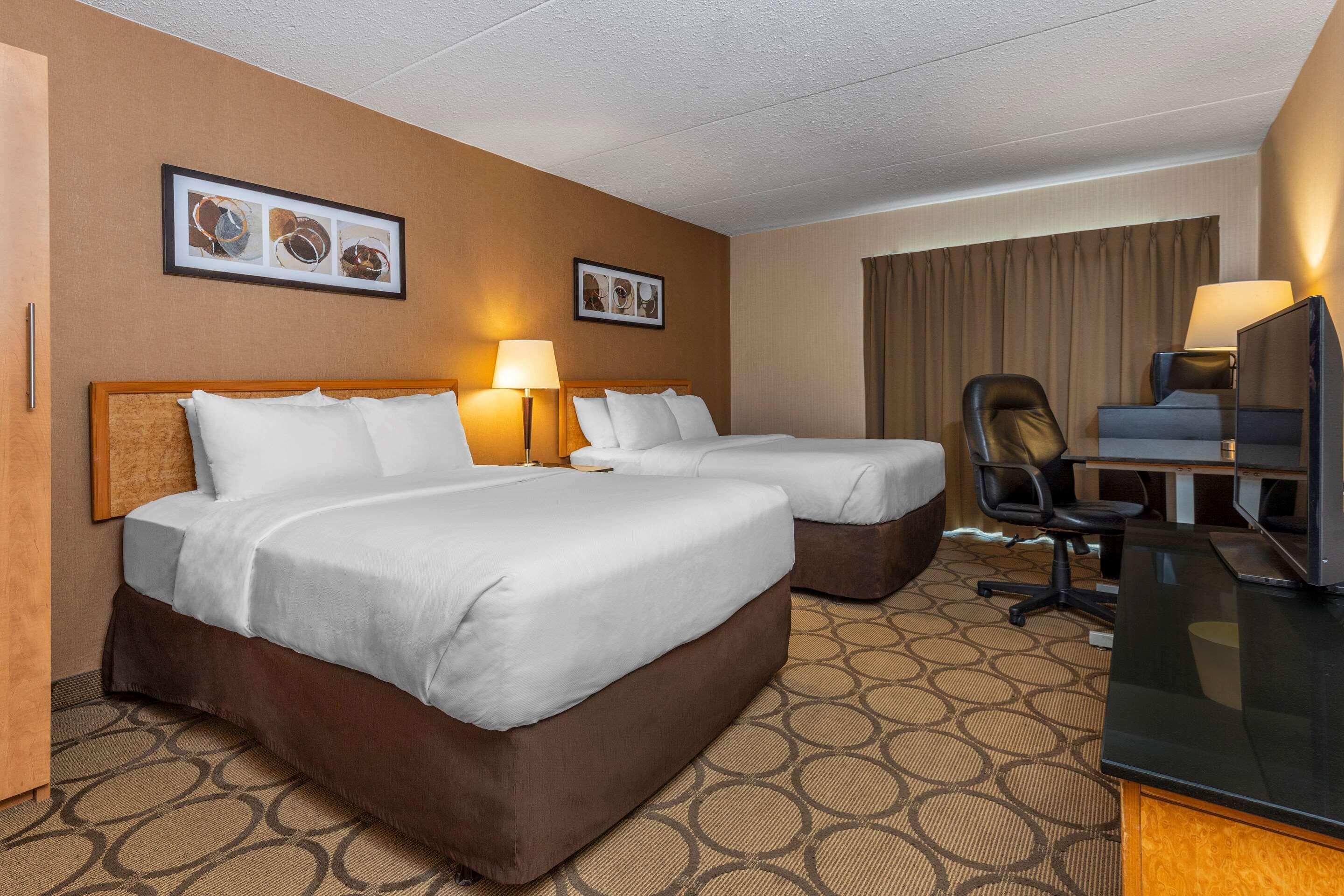 Comfort Inn Sherbrooke Exteriör bild