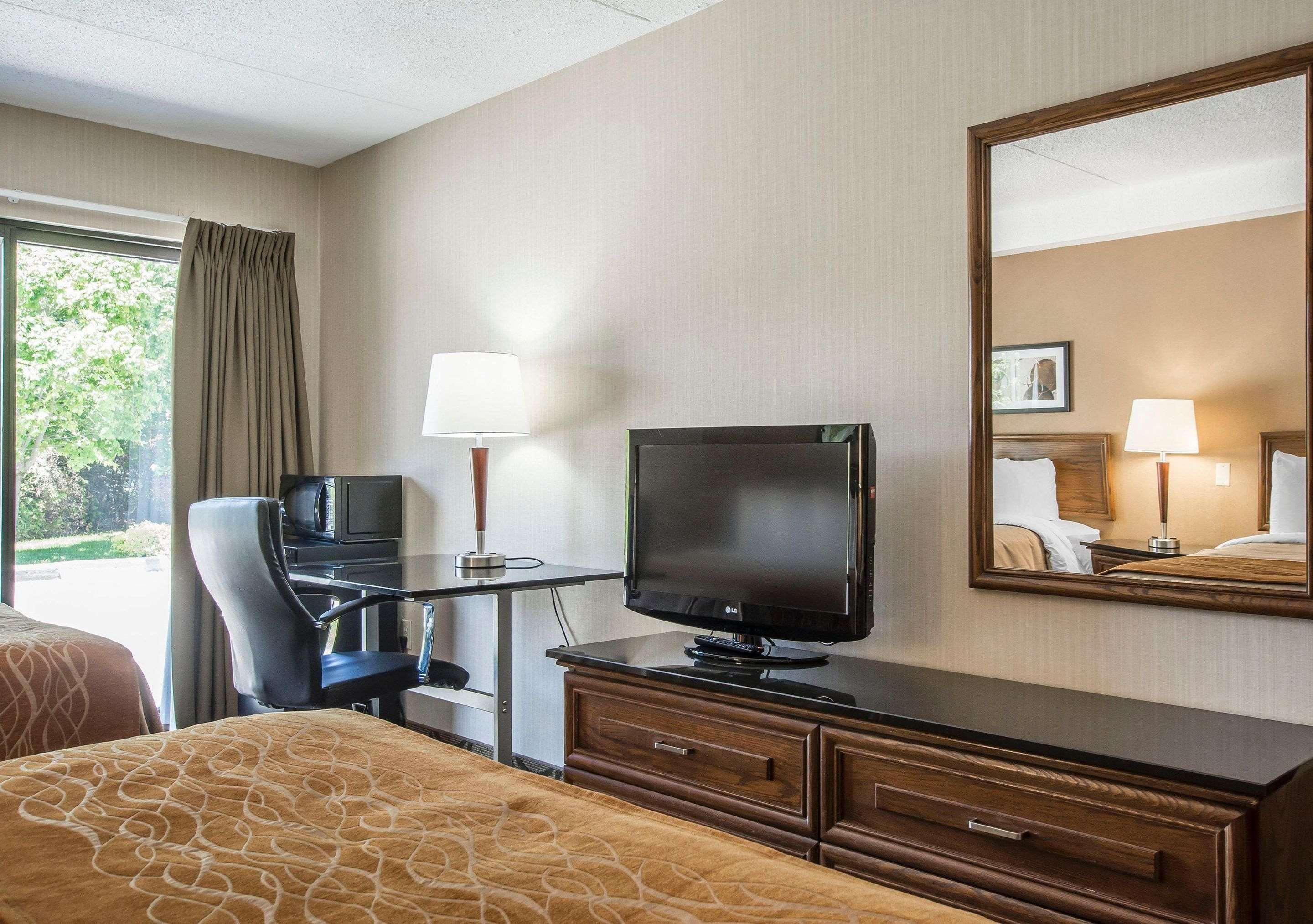 Comfort Inn Sherbrooke Exteriör bild