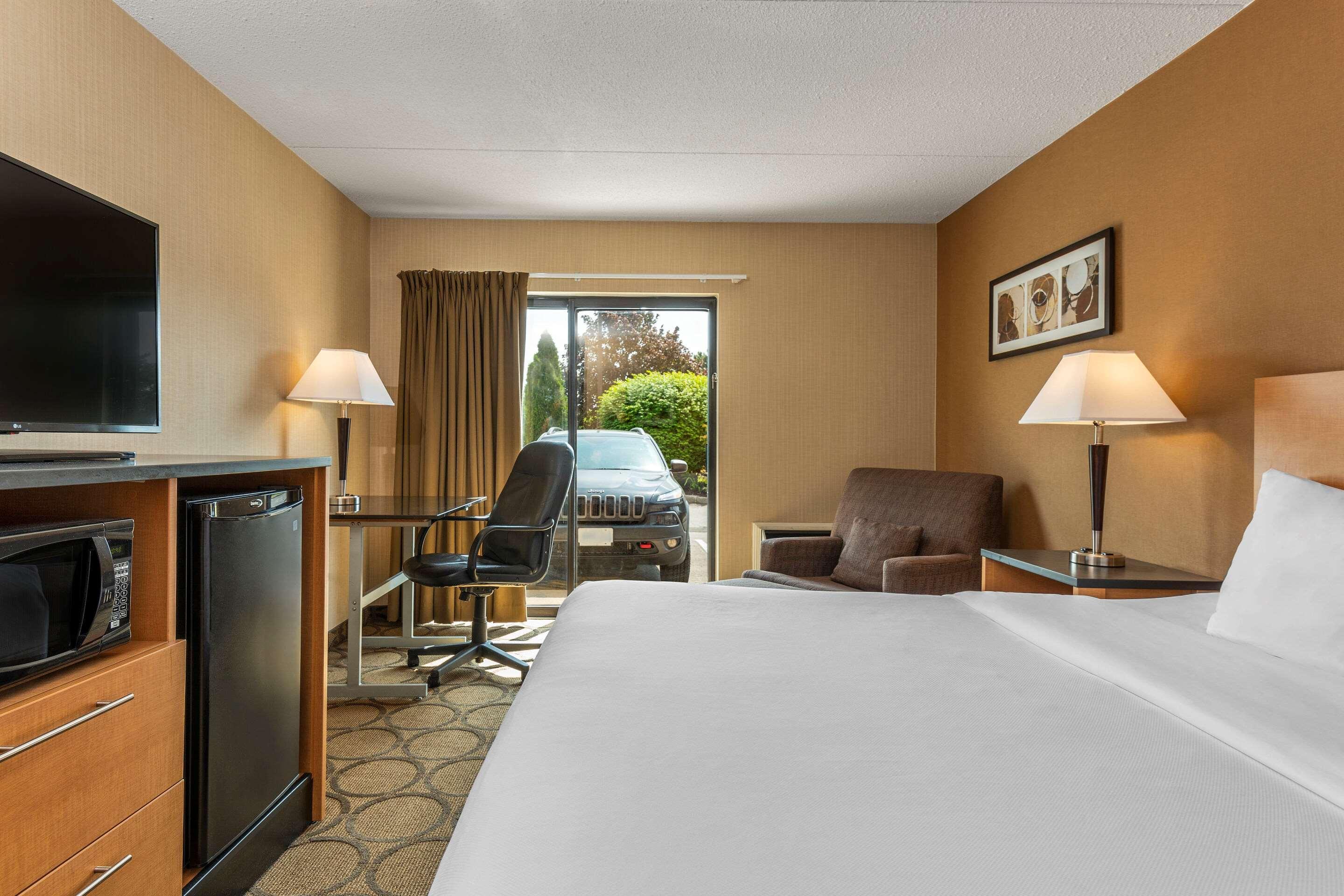 Comfort Inn Sherbrooke Exteriör bild