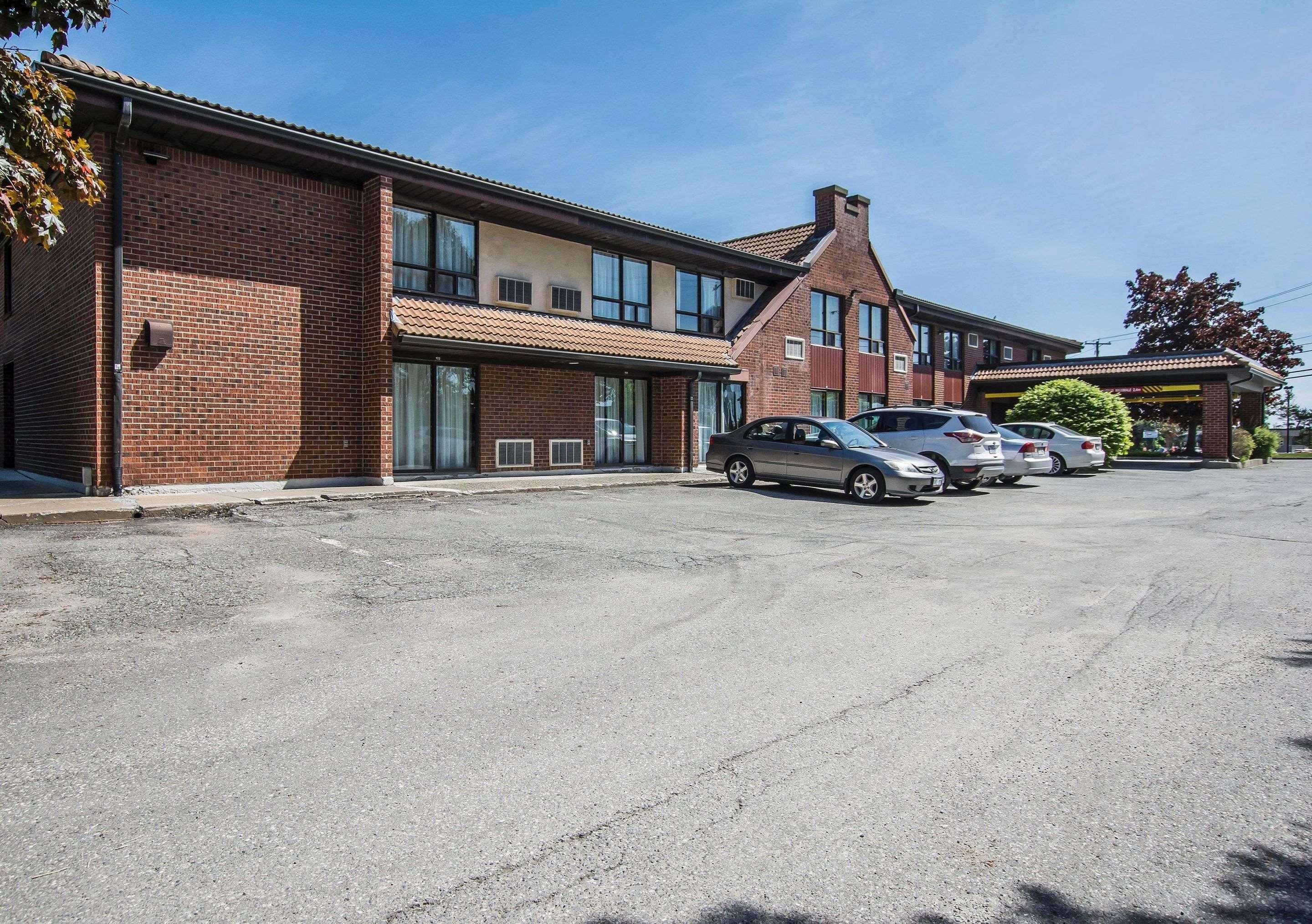 Comfort Inn Sherbrooke Exteriör bild