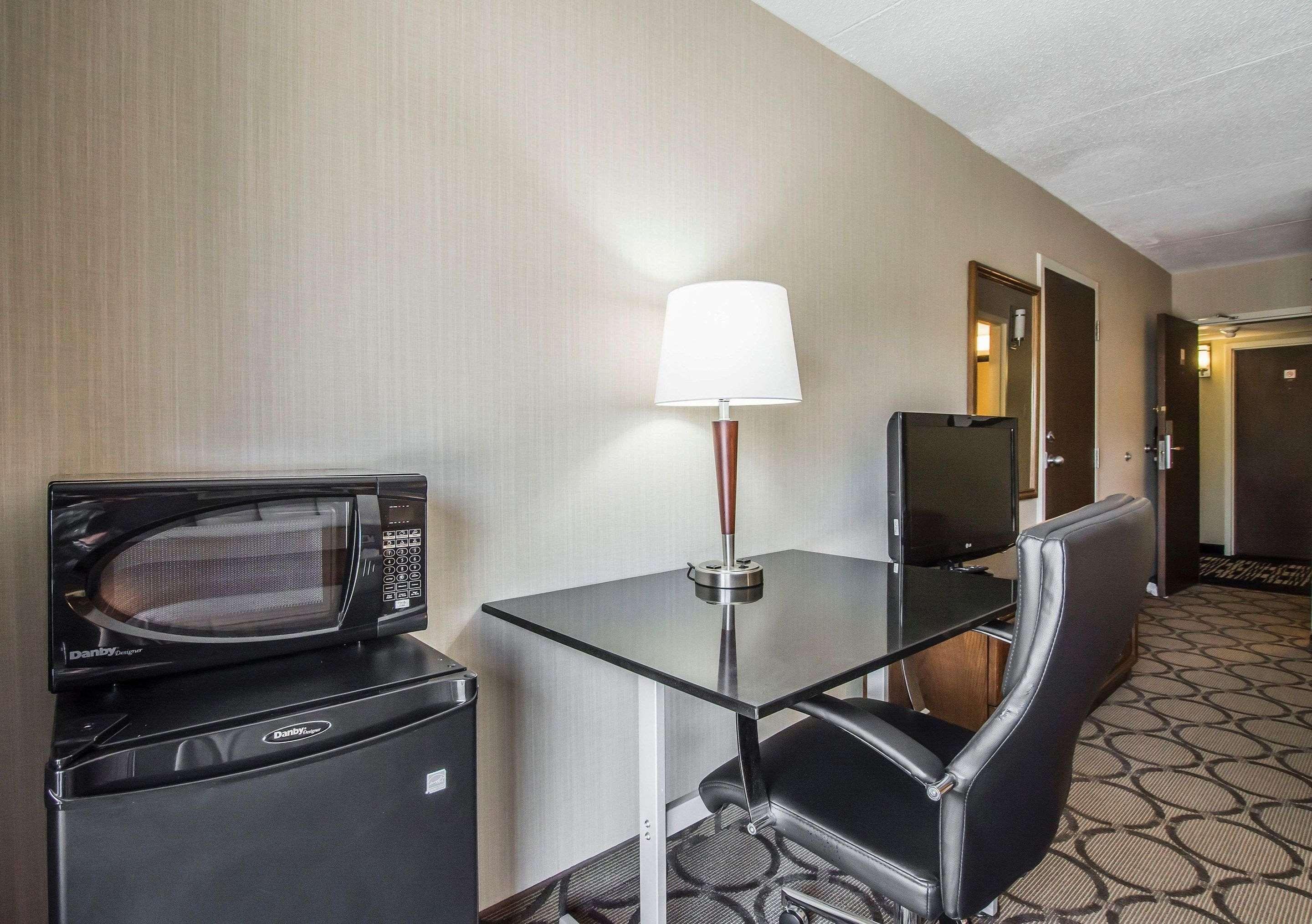Comfort Inn Sherbrooke Exteriör bild