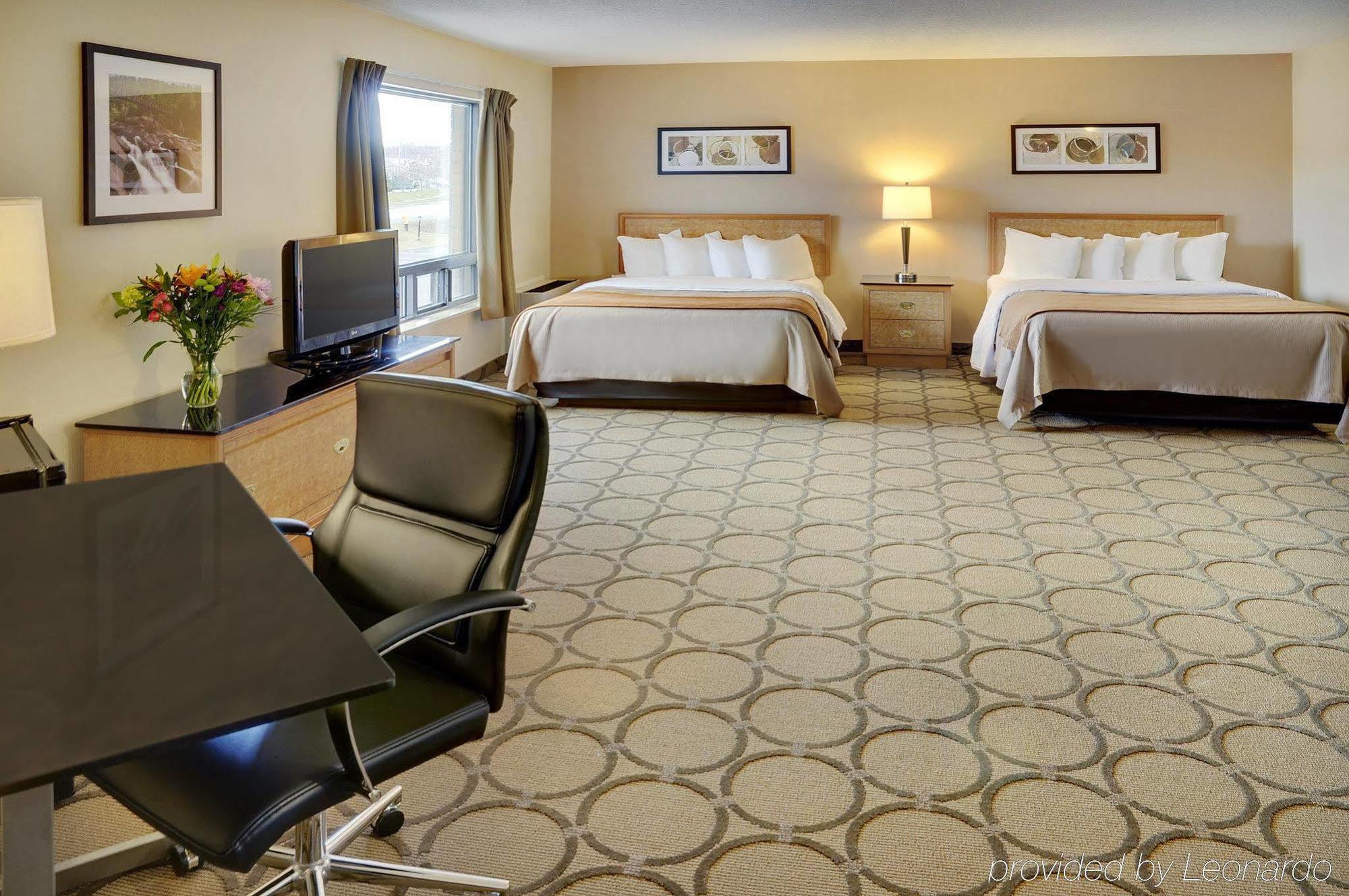 Comfort Inn Sherbrooke Exteriör bild